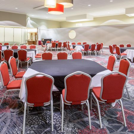 Отель Wyndham Sacramento Carmichael Экстерьер фото
