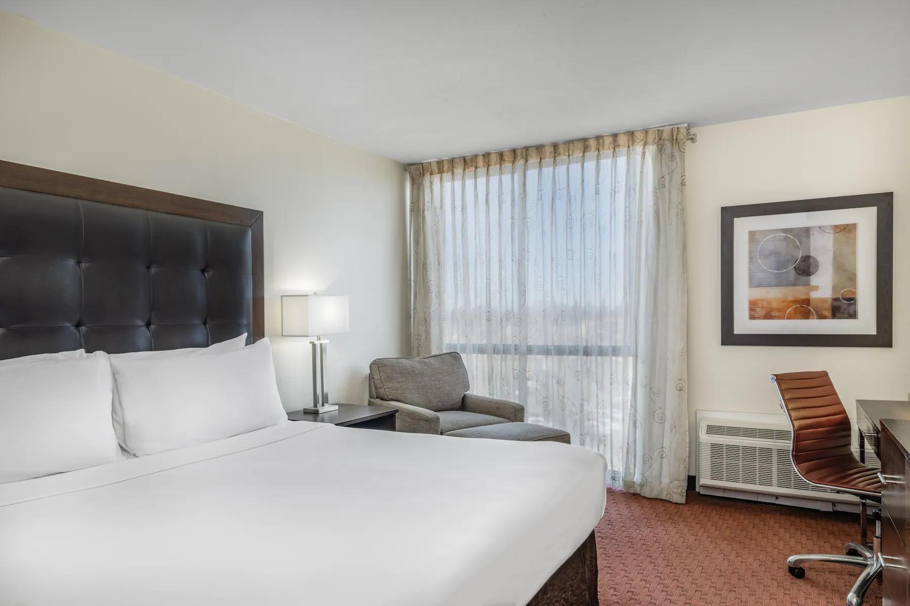 Отель Wyndham Sacramento Carmichael Экстерьер фото