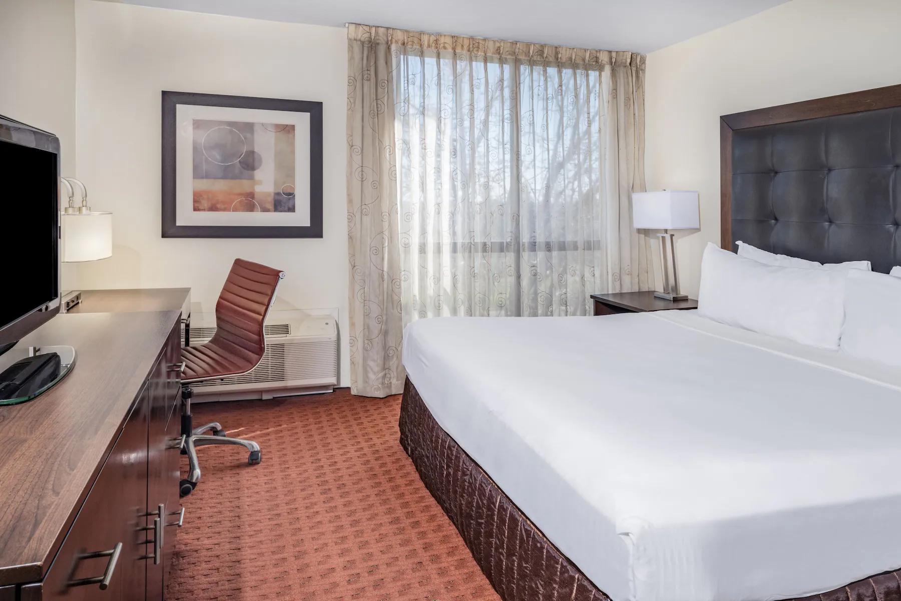 Отель Wyndham Sacramento Carmichael Экстерьер фото