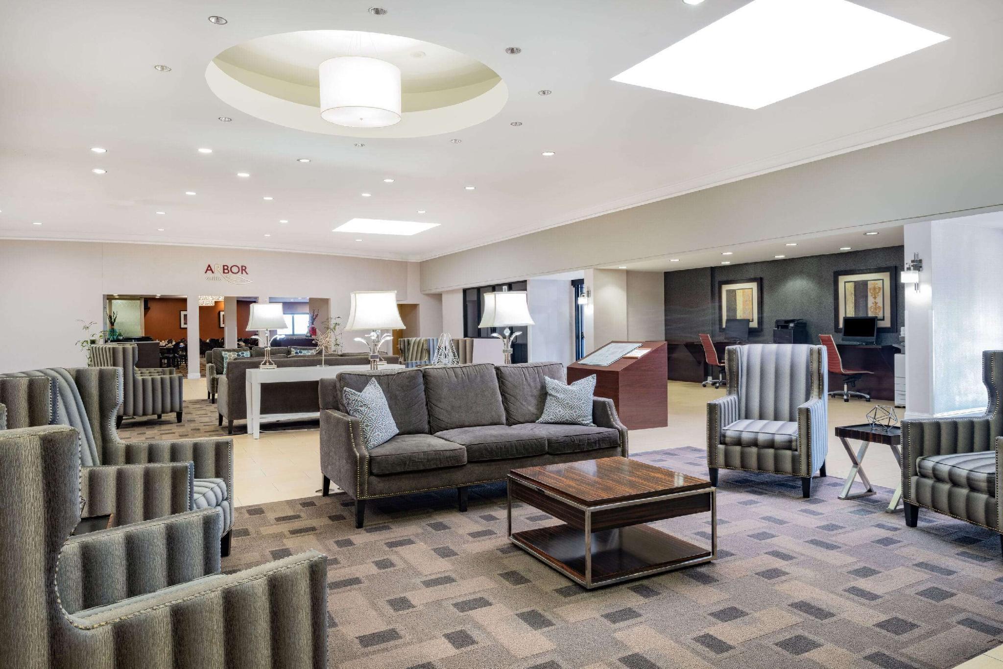 Отель Wyndham Sacramento Carmichael Экстерьер фото