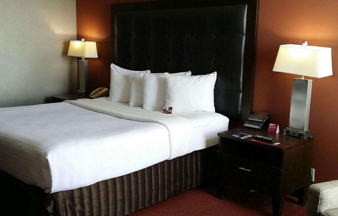 Отель Wyndham Sacramento Carmichael Экстерьер фото
